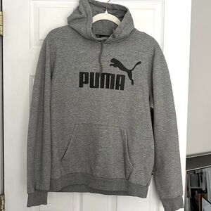 Puma hoodie classic logo (size M)